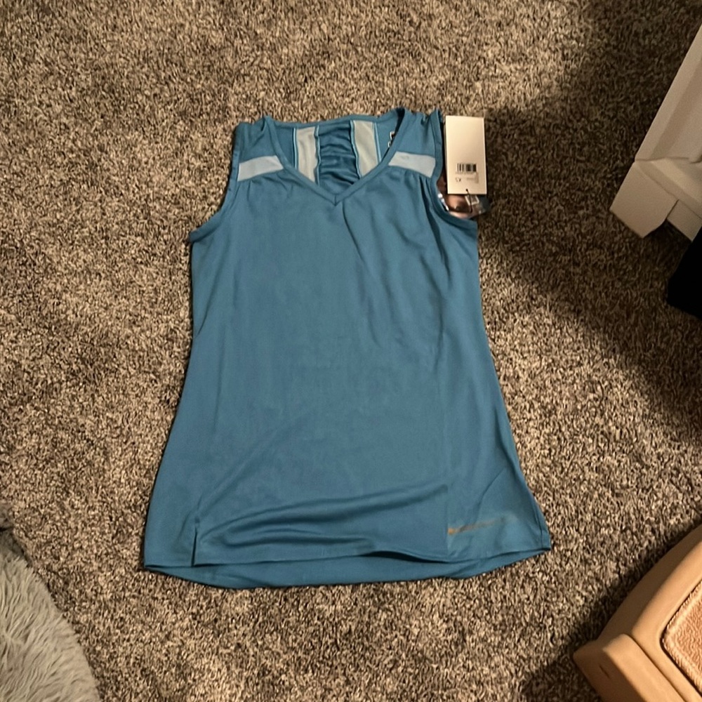 Noble tank top NWT